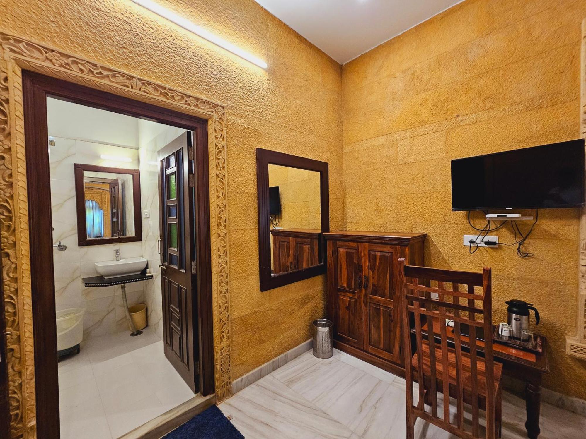 Hotel Royal 斋沙默尔 外观 照片